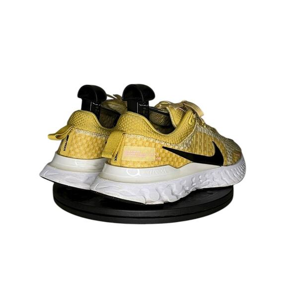 Womens Nike React Infinity Run Flyknit 3 Sneakers Size 7.5 Gold Tan - Picture 4 of 6